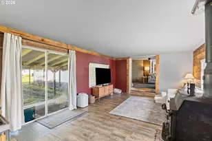 3197 Bilger Creek Rd, Myrtle Creek, OR 97457 - Photo 5