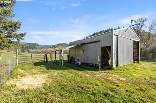 3197 Bilger Creek Rd, Myrtle Creek, OR 97457 - Photo 41