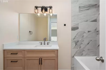 3140 NE Rocky Butte Ln, Portland, OR 97220 - Photo 31