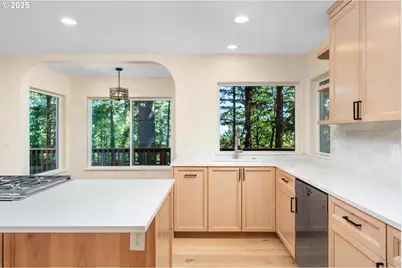 3140 NE Rocky Butte Ln, Portland, OR 97220 - Photo 13