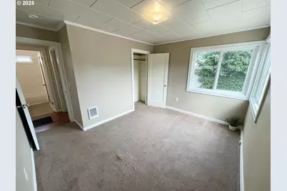 245 Madrona Ave, Salem, OR 97302 - Photo 11