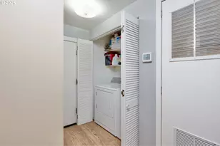 1103 N Springbrook Rd, Newberg, OR 97132 - Photo 7