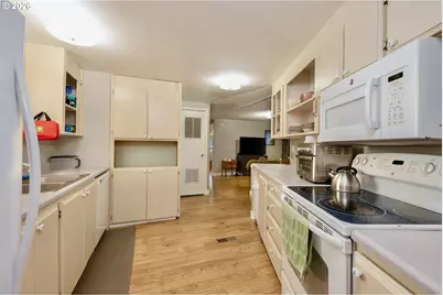 1103 N Springbrook Rd #50, Newberg, OR 97132 - Photo 9