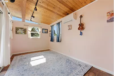 7100 SE Harrison Ct, Portland, OR 97215 - Photo 23