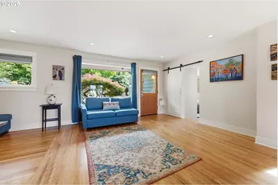 7100 SE Harrison Ct, Portland, OR 97215 - Photo 9