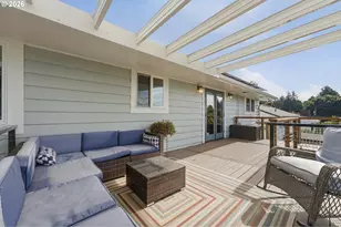 7100 SE Harrison Ct, Portland, OR 97215 - Photo 17
