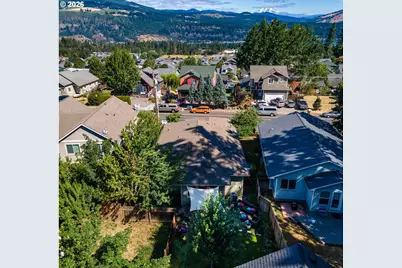 2885 May St, Hood River, OR 97031 - Photo 9