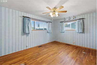52109 SE 5th St, Scappoose, OR 97056 - Photo 15