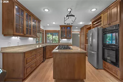 6013 SW Orchid Dr, Portland, OR 97219 - Photo 9
