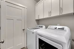 8643 N Wright St, Camas, WA 98607 - Photo 37