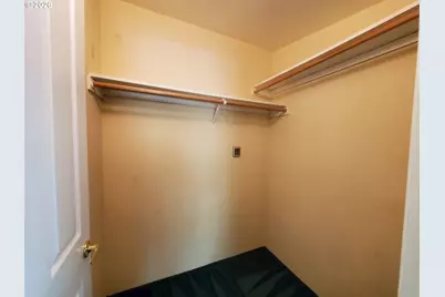 862 Autumn Ln, Glendale, OR 97442 - Photo 17