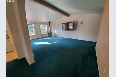 862 Autumn Ln, Glendale, OR 97442 - Photo 7