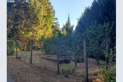 862 Autumn Ln, Glendale, OR 97442 - Photo 41