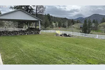 703 Broadway St, Spray, OR 97874 - Photo 23
