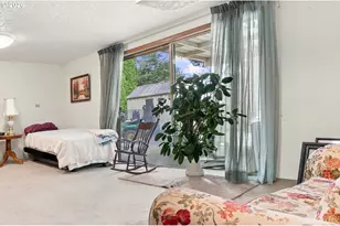 142 NE 10th Ave, Canby, OR 97013 - Photo 7