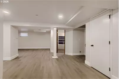 8807 NE Sacramento St, Portland, OR 97220 - Photo 23