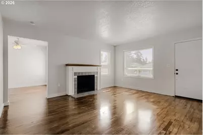 8807 NE Sacramento St, Portland, OR 97220 - Photo 5
