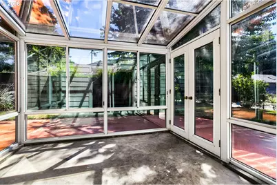 8807 NE Sacramento St, Portland, OR 97220 - Photo 25