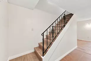 2211 E 32nd St, Vancouver, WA 98663 - Photo 21