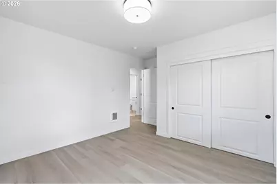 11641 NE Siskiyou St, Portland, OR 97220 - Photo 17