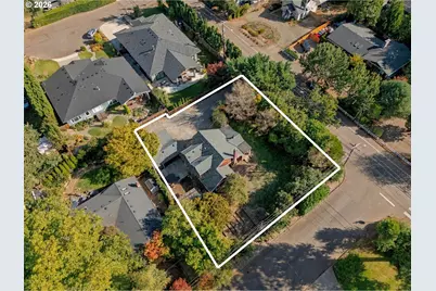 5675 Childs Rd, Lake Oswego, OR 97035 - Photo 37