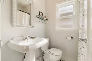 1553 E 2nd St, Newberg, OR 97132 - Photo 17