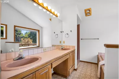 13675 SE 177th Ave, Damascus, OR 97089 - Photo 31