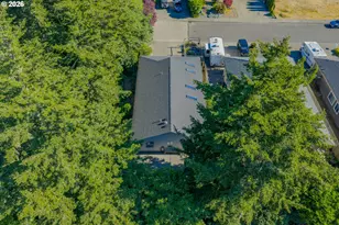 786 Edwards Ave, Coos Bay, OR 97420 - Photo 37