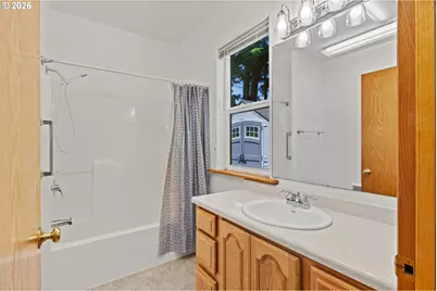 786 Edwards Ave, Coos Bay, OR 97420 - Photo 19