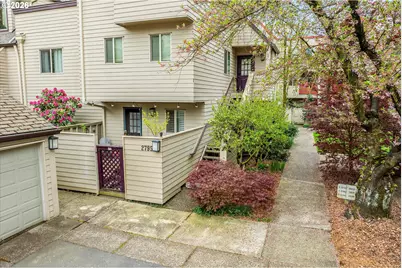 2795 NW Upshur St #A, Portland, OR 97210 - Photo 1