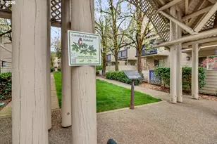 2795 NW Upshur St, Portland, OR 97210 - Photo 9