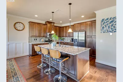 20381 SW Navarre Ln, Beaverton, OR 97007 - Photo 11