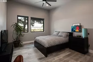 21060 Knott Rd, Bend, OR 97702 - Photo 25