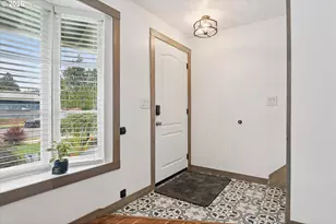 21 NE 194th Ave, Portland, OR 97230 - Photo 5