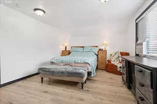 21 NE 194th Ave, Portland, OR 97230 - Photo 29