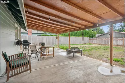 21 NE 194th Ave, Portland, OR 97230 - Photo 33