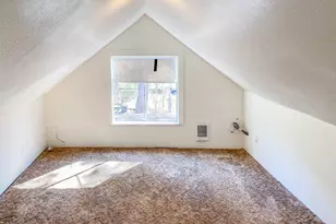 1747 SE Kane St, Roseburg, OR 97470 - Photo 15