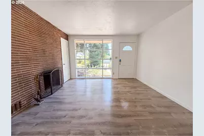 4219 SE Ellis St, Portland, OR 97206 - Photo 3