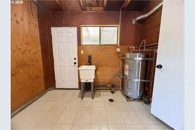 4219 SE Ellis St, Portland, OR 97206 - Photo 7