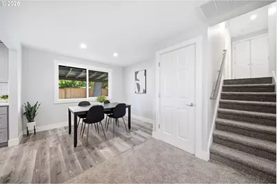 712 NE 195th Ave, Portland, OR 97230 - Photo 9