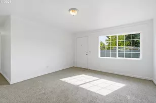 9201 SE 77th Ct, Portland, OR 97206 - Photo 7