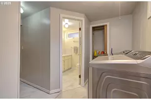 615 W 39th St, Vancouver, WA 98660 - Photo 19