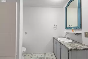 1600 Rhododendron Dr, Florence, OR 97439 - Photo 27