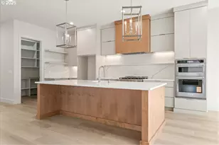 10723 SE 13th Cir, Vancouver, WA 98664 - Photo 9