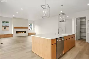 10723 SE 13th Cir, Vancouver, WA 98664 - Photo 13