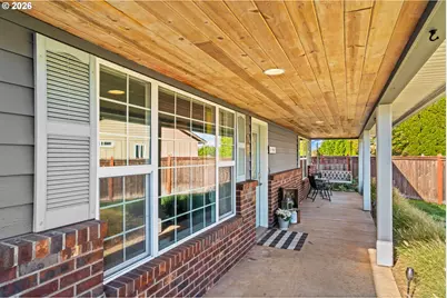 1898 Iron Horse Rd, Eugene, OR 97402 - Photo 5