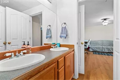 1898 Iron Horse Rd, Eugene, OR 97402 - Photo 29