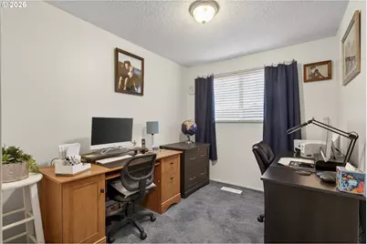 641 SE 154th Ave, Portland, OR 97233 - Photo 17