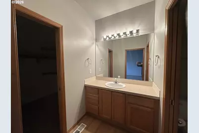 18877 Highland Dr, Oregon City, OR 97045 - Photo 15