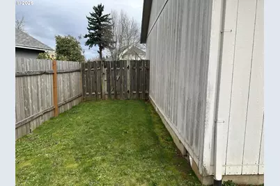 18877 Highland Dr, Oregon City, OR 97045 - Photo 23